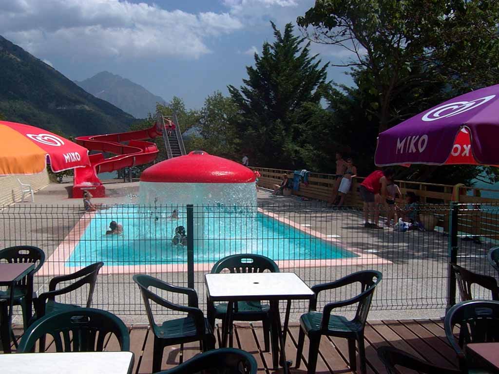 terrasse pataugeoire camping isere